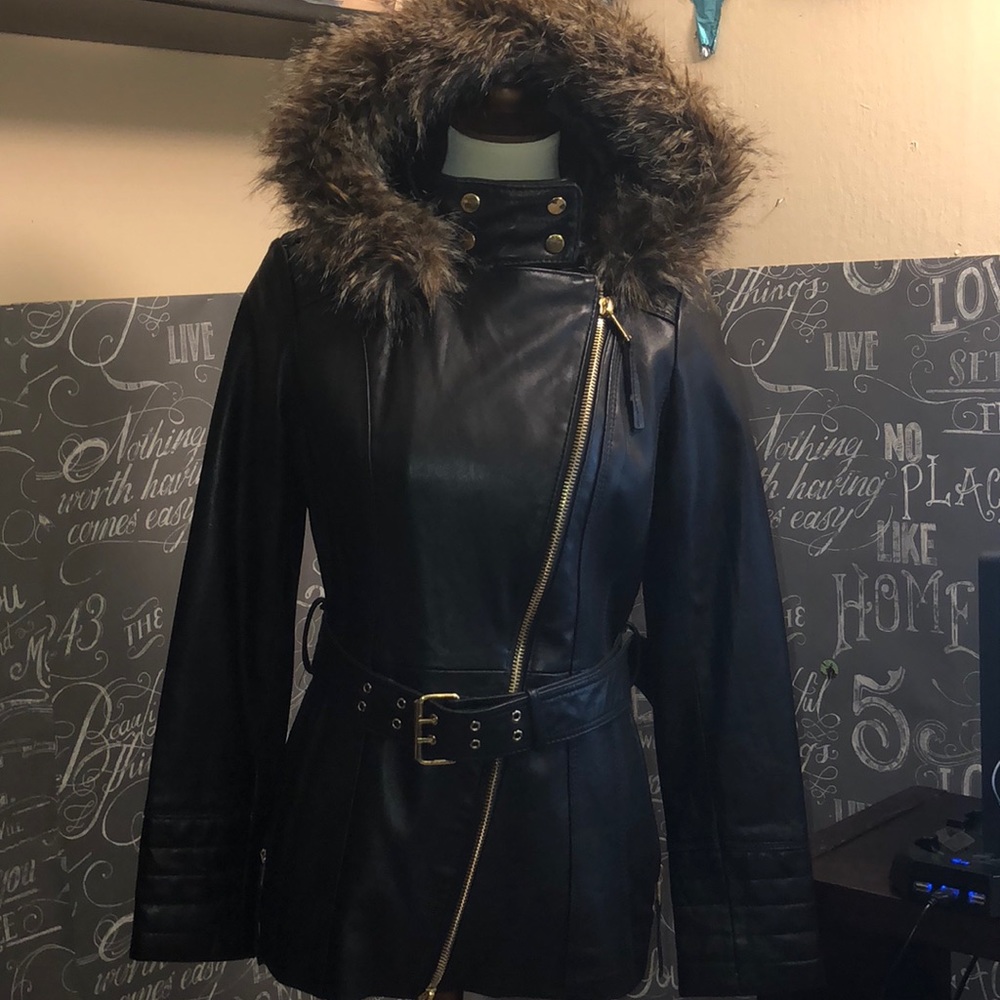 Gorgeous Moda International leather jacket 🖤!